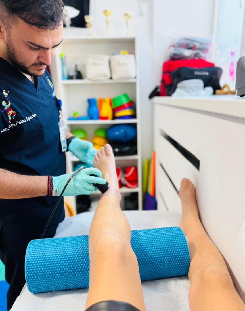 Vindecare cu inimă și știință – experiența lui Marius Cătălin Grigore la Kineto Machine 11 Vindecare cu inimă și știință – experiența lui Marius Cătălin Grigore la Kineto Machine